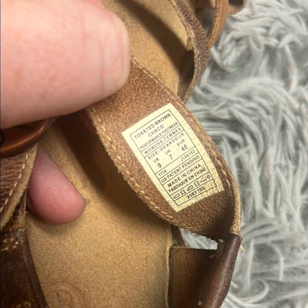 Chacos Fallon - Picture 3 of 3